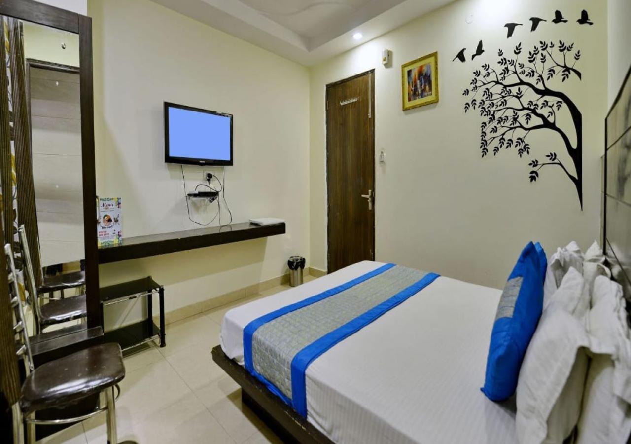 Hotel International Neelam Near New Delhi Railway Station Νέο Δελχί Εξωτερικό φωτογραφία