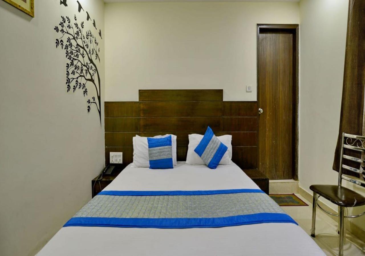 Hotel International Neelam Near New Delhi Railway Station Νέο Δελχί Εξωτερικό φωτογραφία