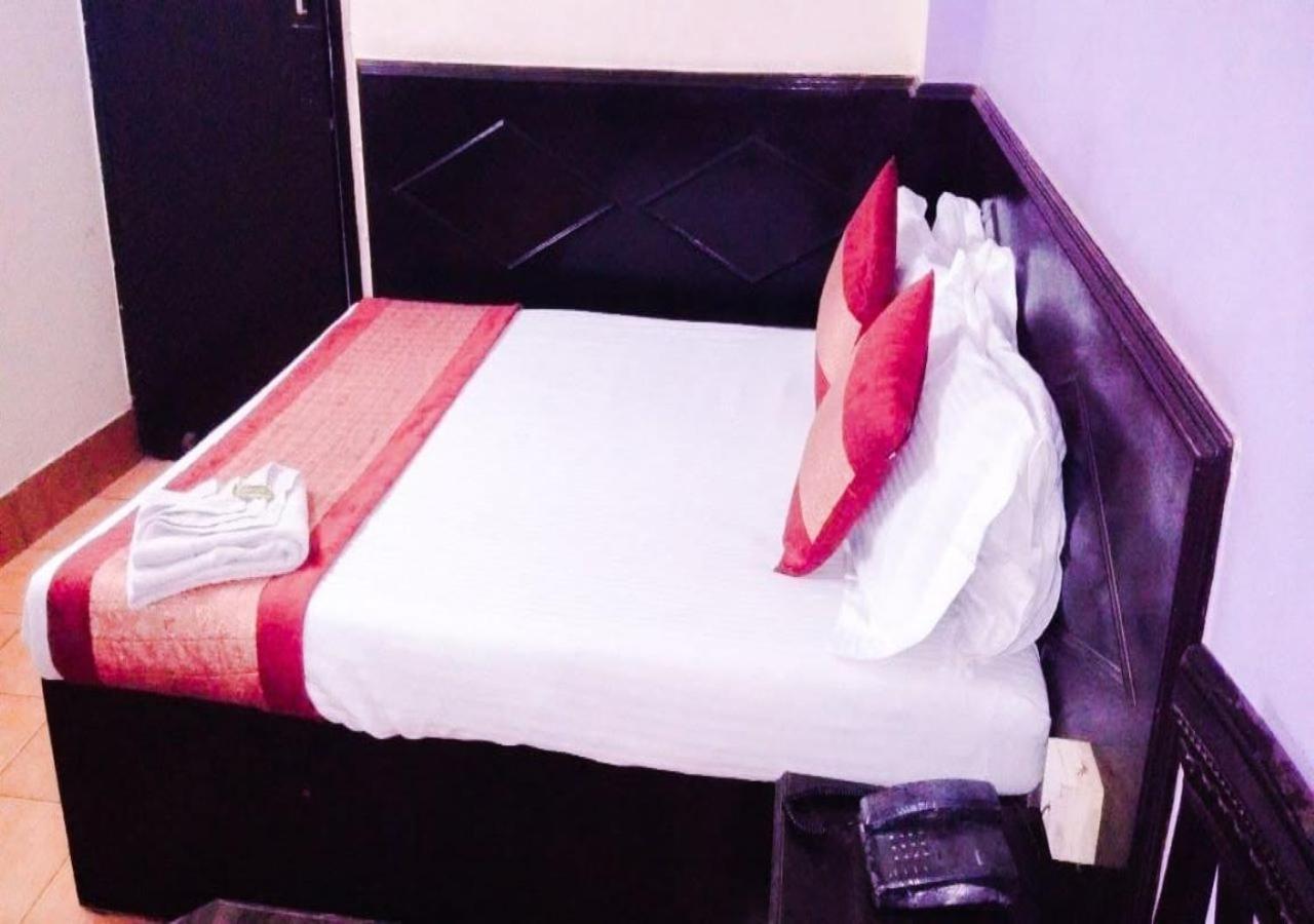Hotel International Neelam Near New Delhi Railway Station Νέο Δελχί Εξωτερικό φωτογραφία