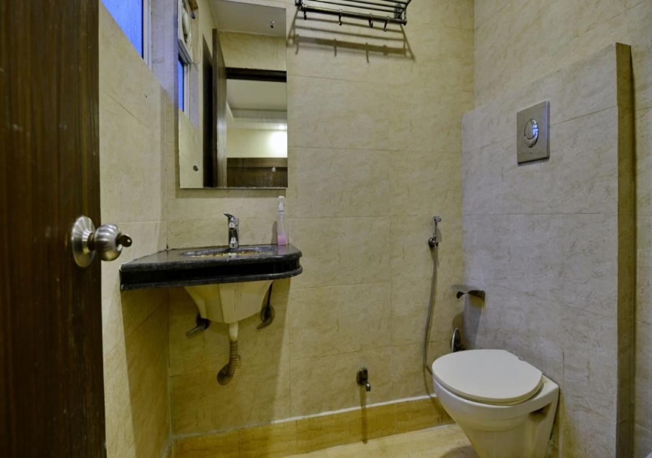 Hotel International Neelam Near New Delhi Railway Station Νέο Δελχί Εξωτερικό φωτογραφία